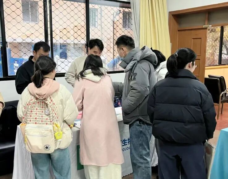 校園展|珀羅汀生物走進第二軍醫(yī)大學免疫學研究所