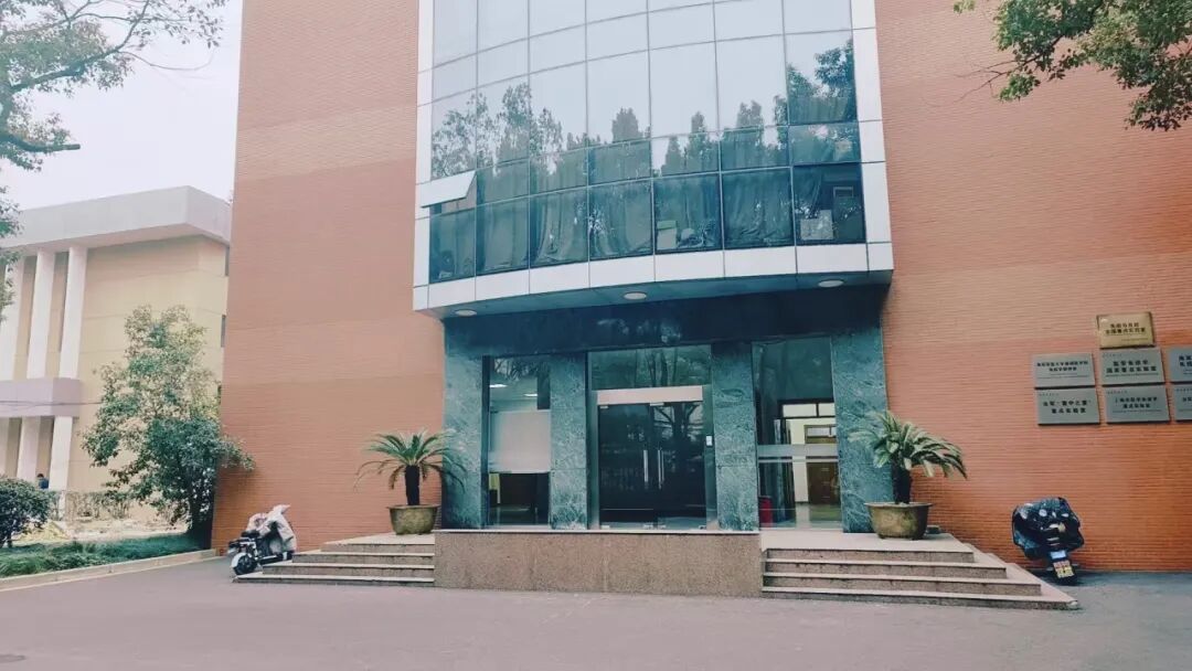 校園展|珀羅汀生物走進第二軍醫(yī)大學免疫學研究所