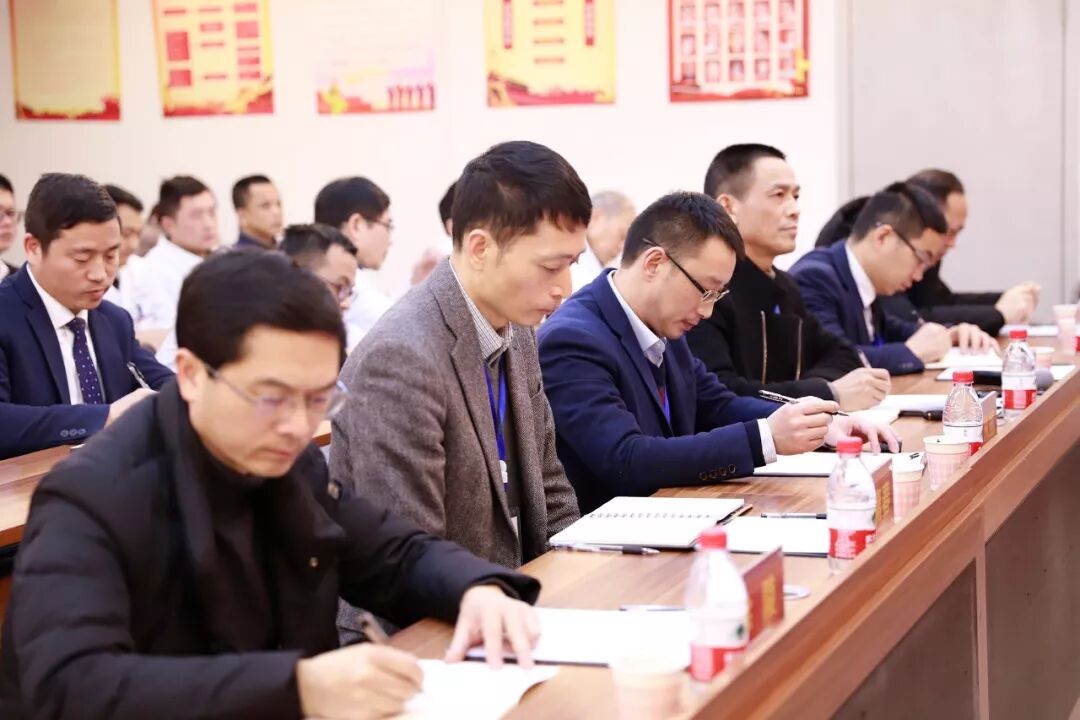 亚信集团是做什么的_亚信集团_亚信集团cfo