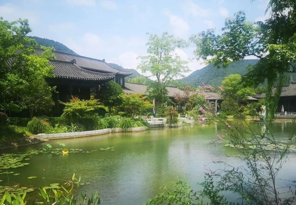 从文旅大盘到度假社区-家的温度与烟火之气共存的住宅发展终极之路_文旅地产_产业地产_中国商业地产策划网