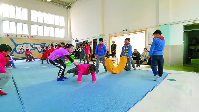 中学体育教案格式 参考_中学体育课教案下载_羽毛球教案体育教案