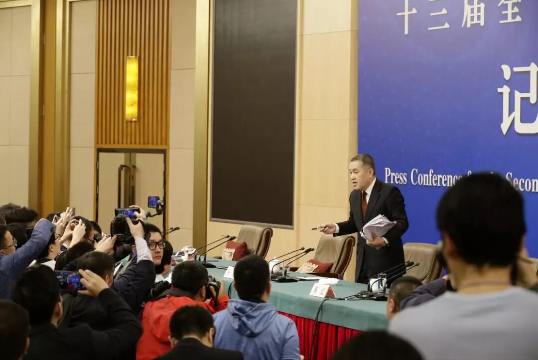 市场监管总局局长张茅等就“加强市场监管 维护市场秩序”答记者问