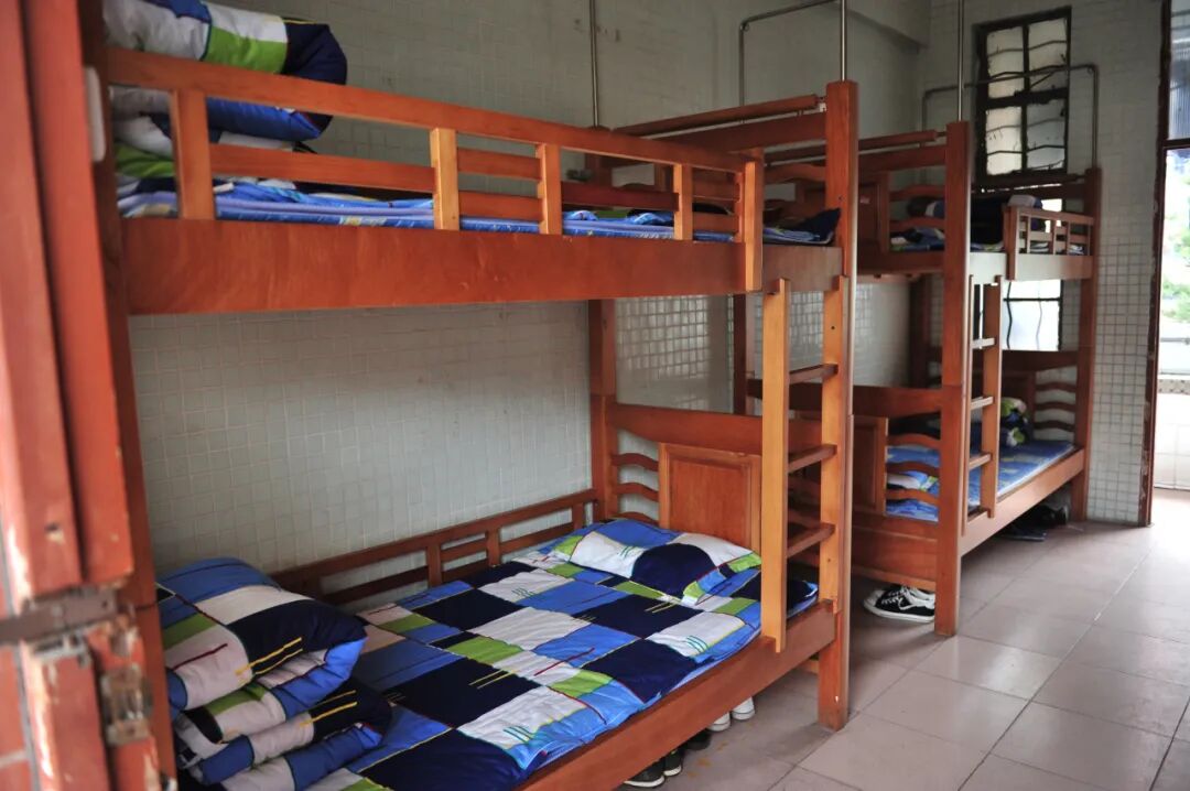 广州11所省市属高中宿舍环境大揭秘！你最中意哪一所？