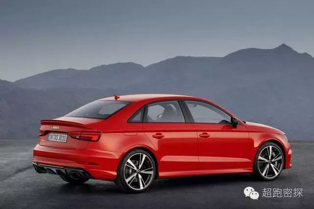 世界上最凶猛的小钢炮来袭奥迪rs3三厢版