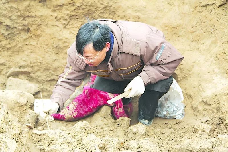 相东佛像艺术馆_魏晋南北朝的佛像艺术,从造型上看_佛像艺术收哪个影响