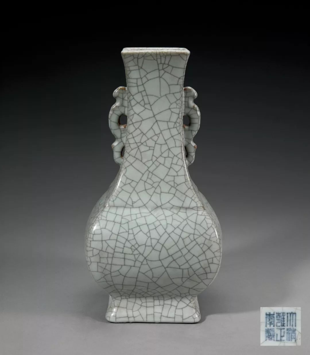 中国 哥窯 青磁 金絲鉄線 氷裂文双耳瓶 C 6910 - メルカリ