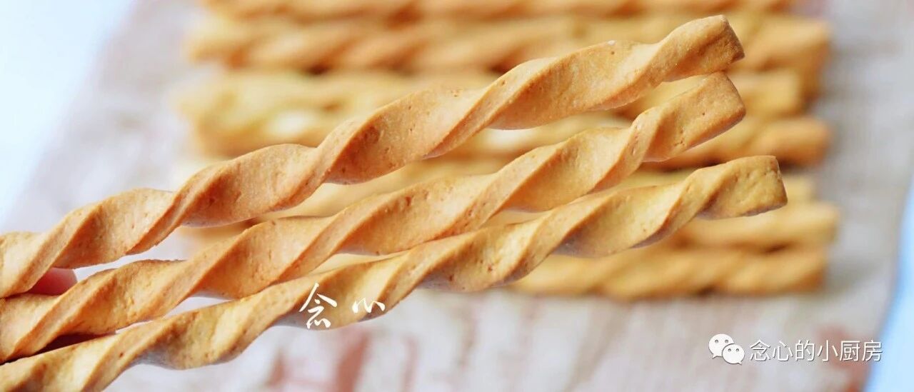 2分钟学会超简单，奶香浓郁，脆脆的口感，越嚼越香！！几块钱弄出一大盘！