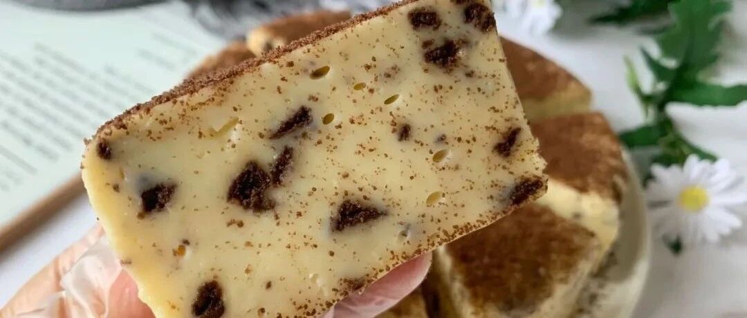 月销几万份的它，有口锅就能做，奶香浓郁，入口即化！好吃到舔勺