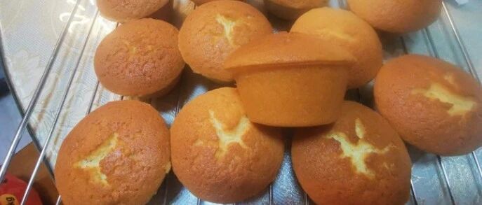 爱吃蛋糕一定要收藏，教您一道零失败的老式蜂蜜脆皮蛋糕的做法