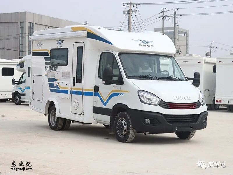 纵床布局造就大空间适合三口之家赛德海鸥t型房车