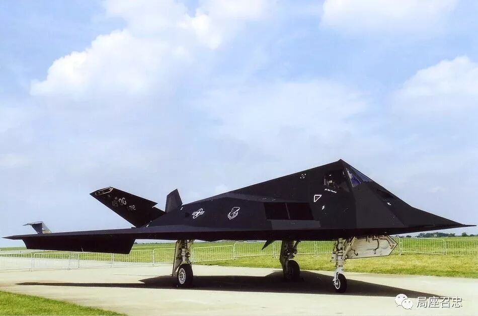 f-117a隐身战斗机第三, 高技术必须是技术,知识和信息高度密集,一般