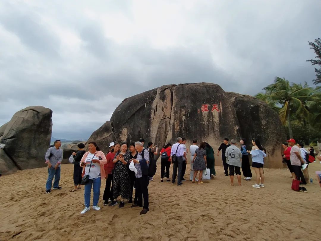 海南旅游穿什么_三沙 海南 旅游岛 旅游岛 南海_海南穿杖