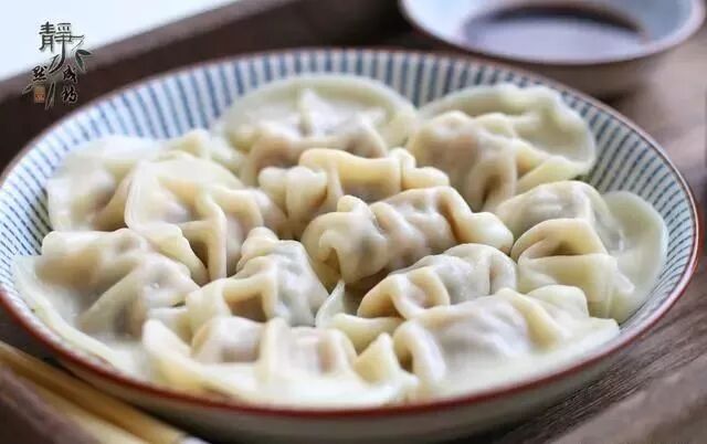 冻饺子开水下锅还是冷水下锅_冻饺子冷水下锅热水下锅_锅下冻冷水开水饺子要多久