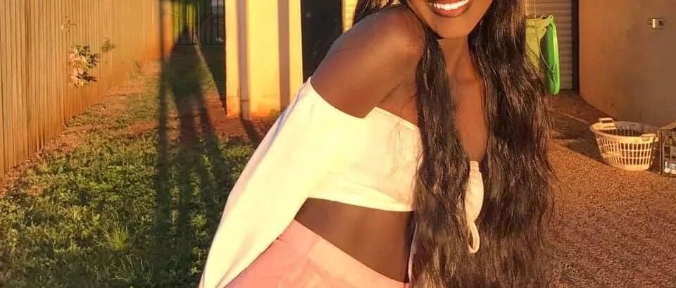 非洲“刘亦菲”靠翘臀酥胸爆红网络，却被网友骂到崩溃抑郁？