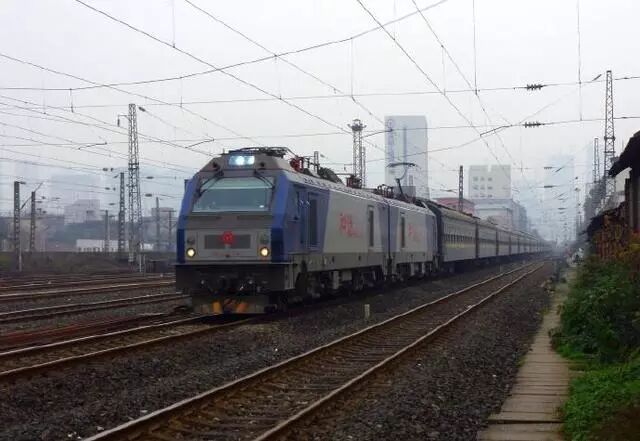 车次z开头是什么意思_火车开头什么字母最快_c开头的是高铁还是火车