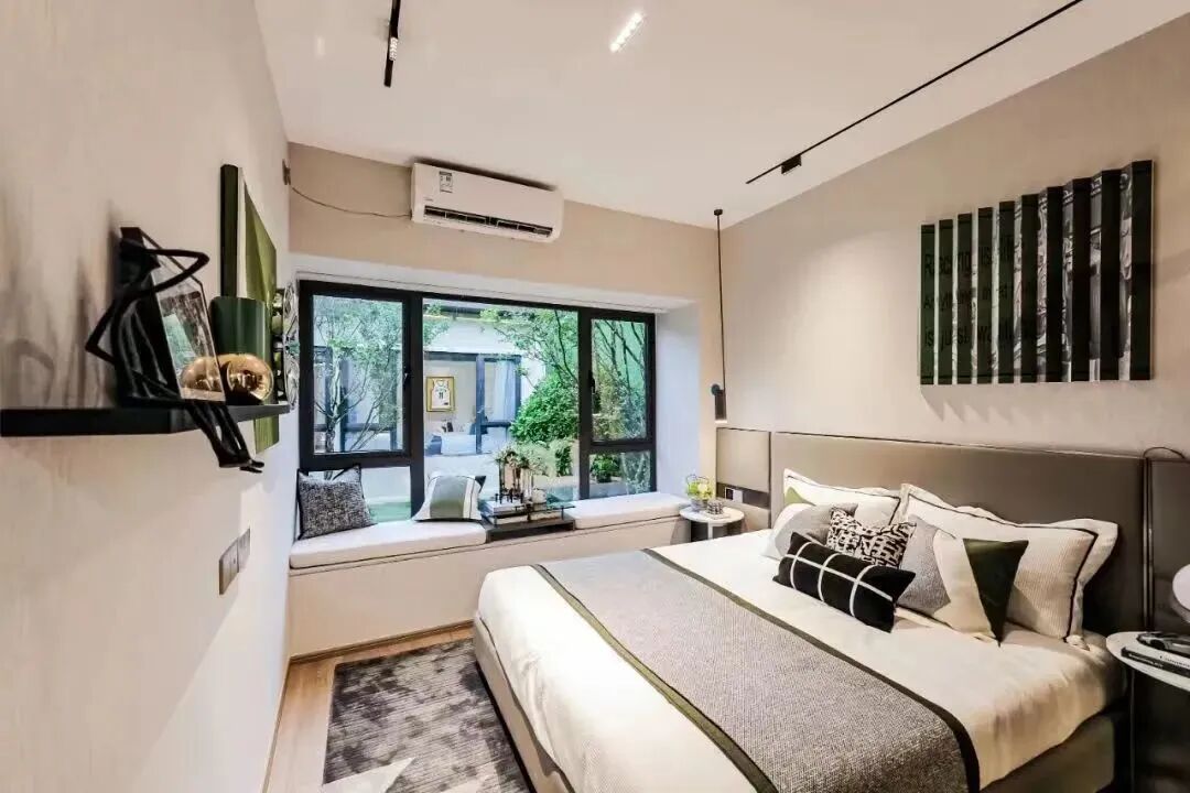 白云公交珠实花城云著多少钱一方？值不值得买？