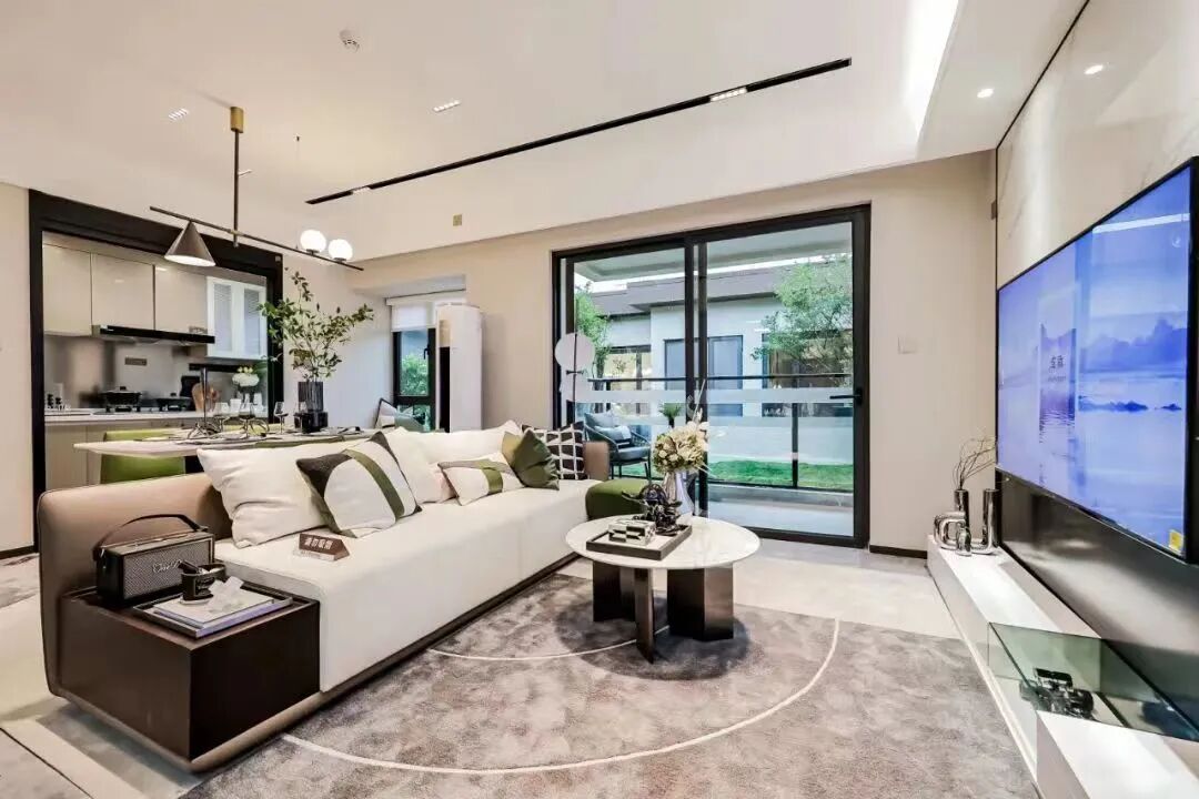 公交珠实花城云著