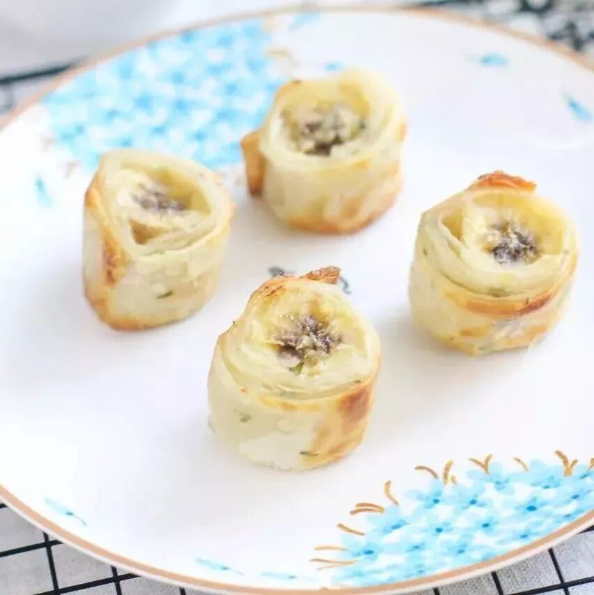 超正宗的酥脆小吃-香蕉千层卷