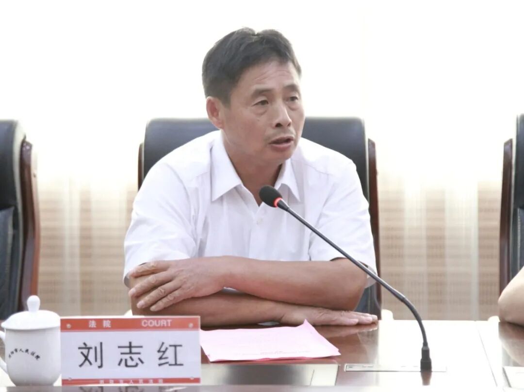 张佳丽表示,今天的观摩庭审和交流座谈