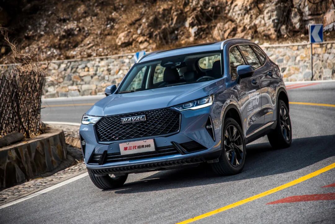第三代哈弗h6 2.0t优缺点解析