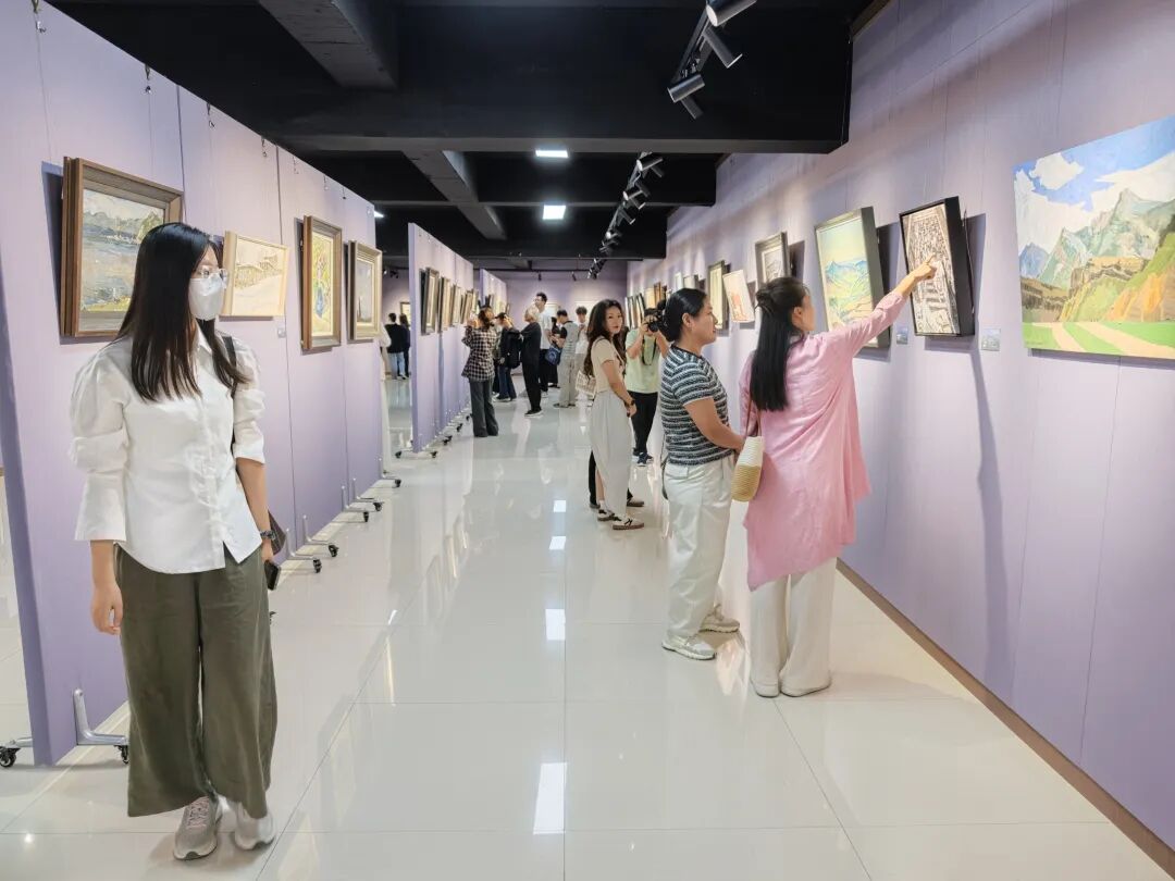 “北疆印迹”中蒙俄小幅油画作品展在河套文艺展厅开展 第2张