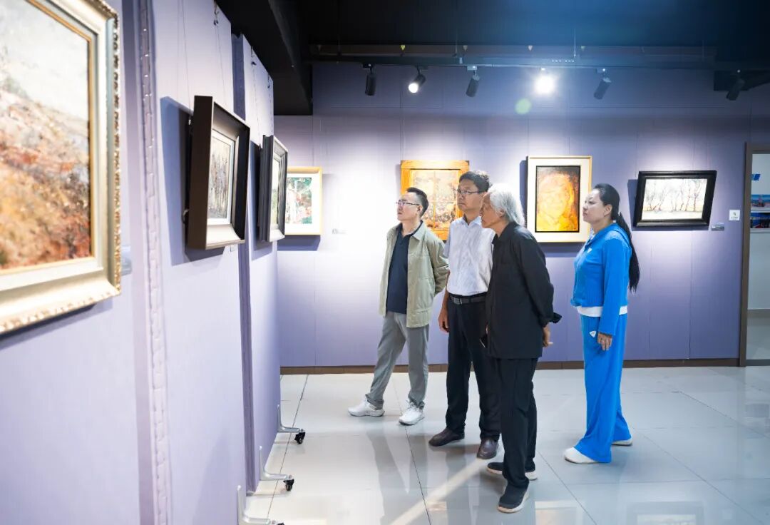 “北疆印迹”中蒙俄小幅油画作品展在河套文艺展厅开展 第1张