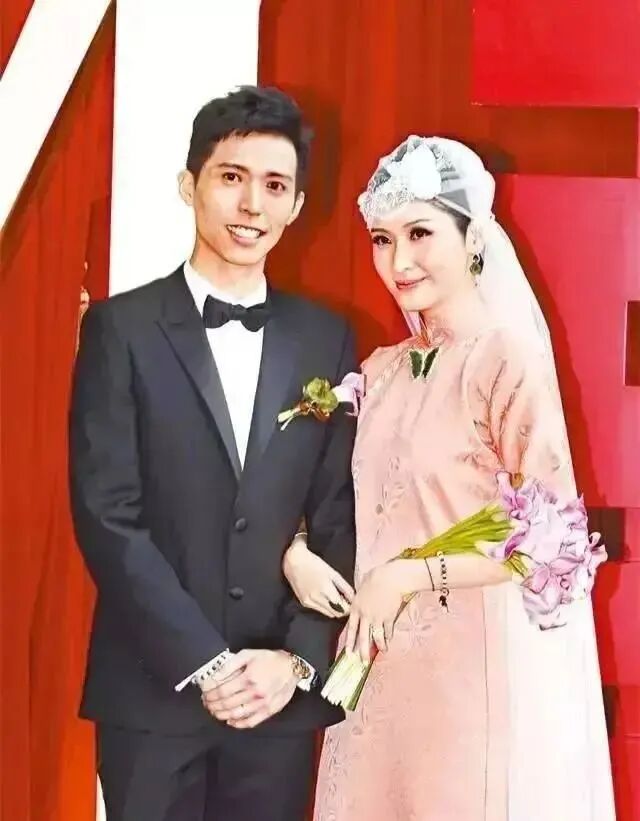 tvb陈贝儿当选感动中国人物白岩松为她拉票和天王巨星做朋友