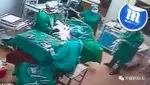家暴季节到了？中国医生手术室殴打女友护士，都上每日邮报新闻了！