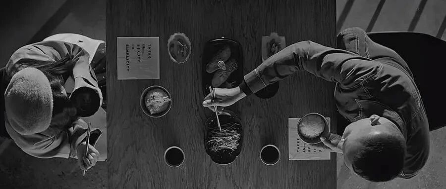 婚姻中，孝顺父母的前提是，家庭排序不能错位