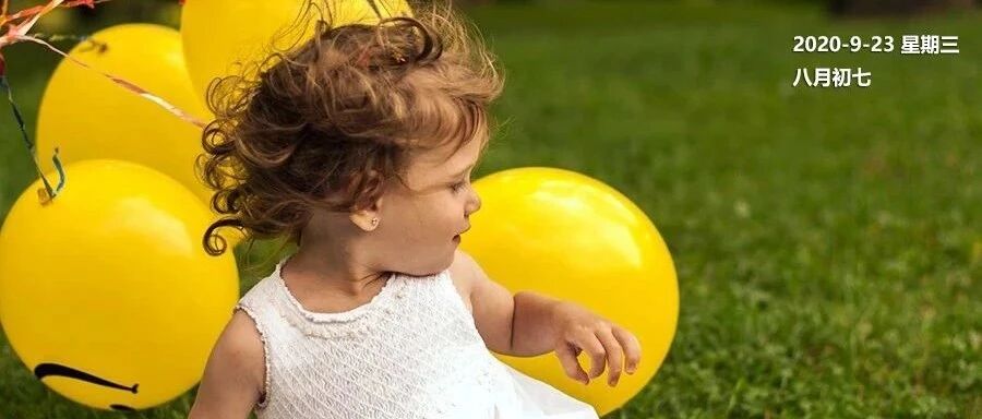 2岁小萝莉的举动，简直是养育女儿的最佳范本！