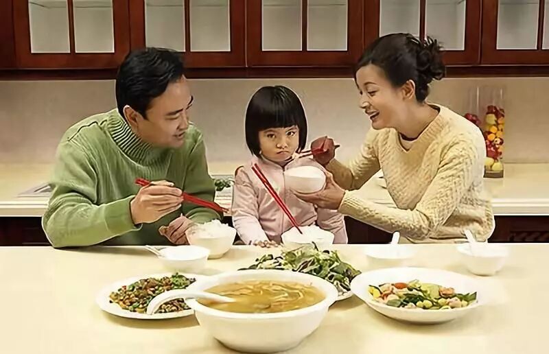 留學兩年敗光200萬，22歲男生要奶奶喂飯？只因父母做反了這兩件事！ 留學 第7張