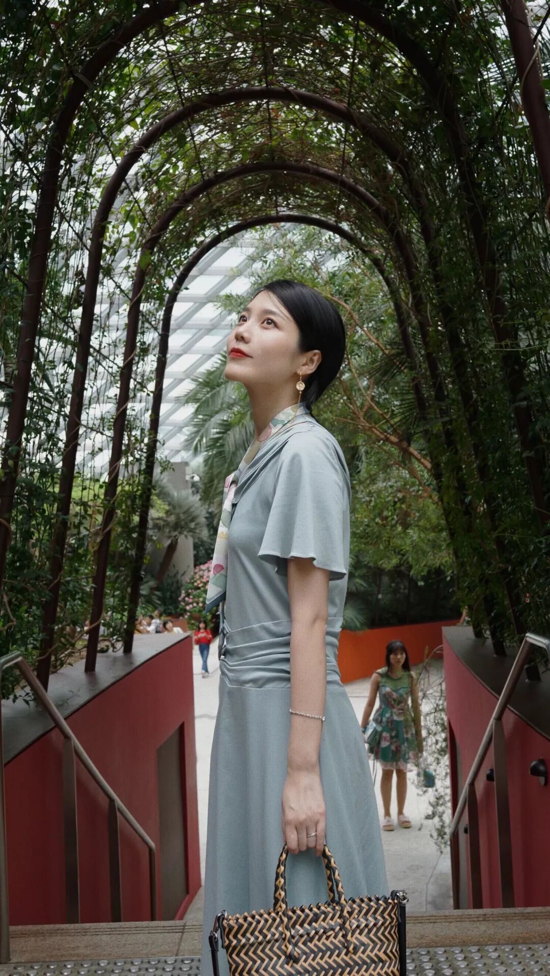 first创始人◆ 优梵艺术首席体验官,苏菲椅设计师sophie wang对话