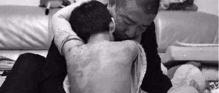 这份伤情鉴定，不忍心看……