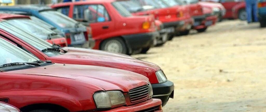 别了夏利！巨亏百亿，1元“甩卖”