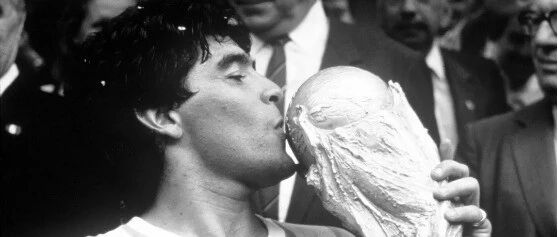 调查组：马拉多纳未获妥善医治，本可能活下来