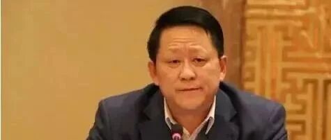 人走茶不凉？退休之后他还捞了150万元