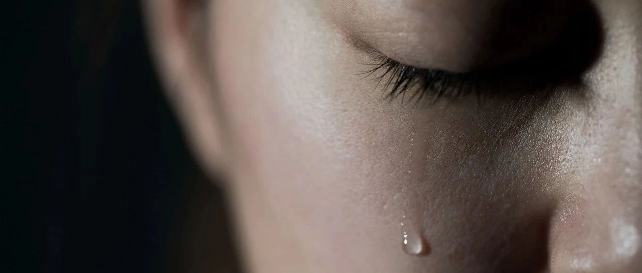 口述 | 为了我，她被老公打聋了耳朵，喊再多我爱你，她都听不到了