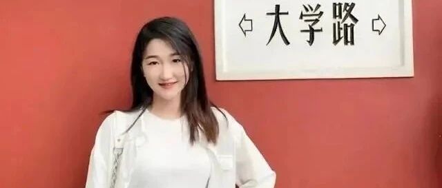 98年出生的她，画了10000张设计稿后，创造了雪容融