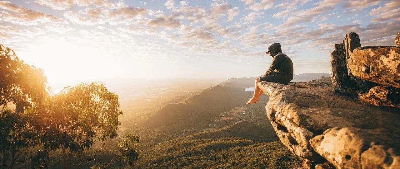 你，为什么睡着睡着就会抖一下？