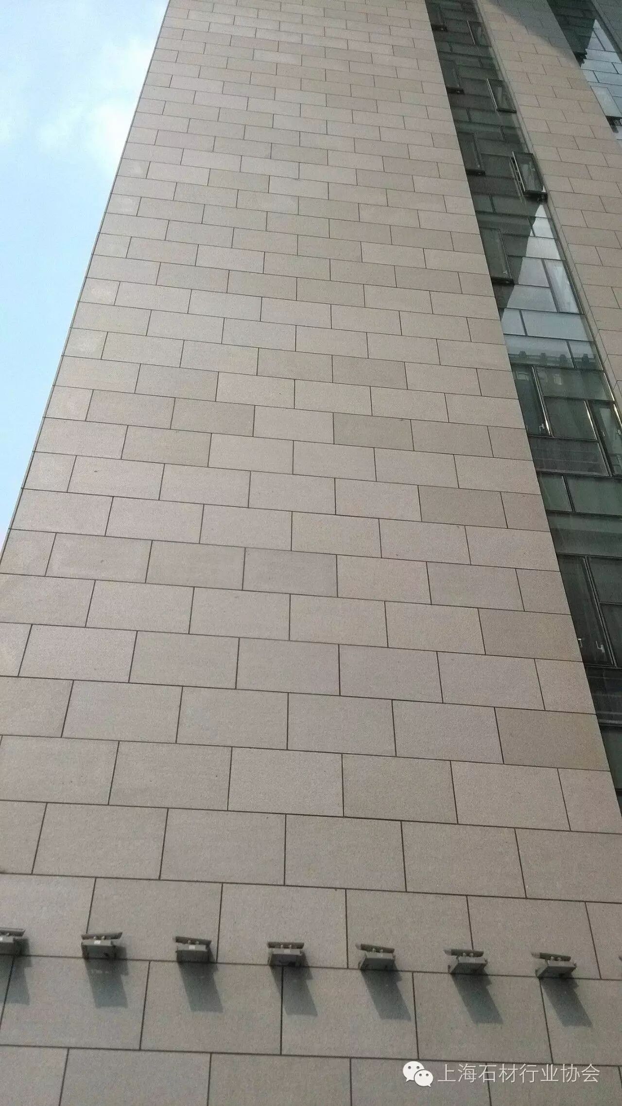 政务服务热线迁址改造石材工程,参建单位:南京金中建幕墙装饰有限公司