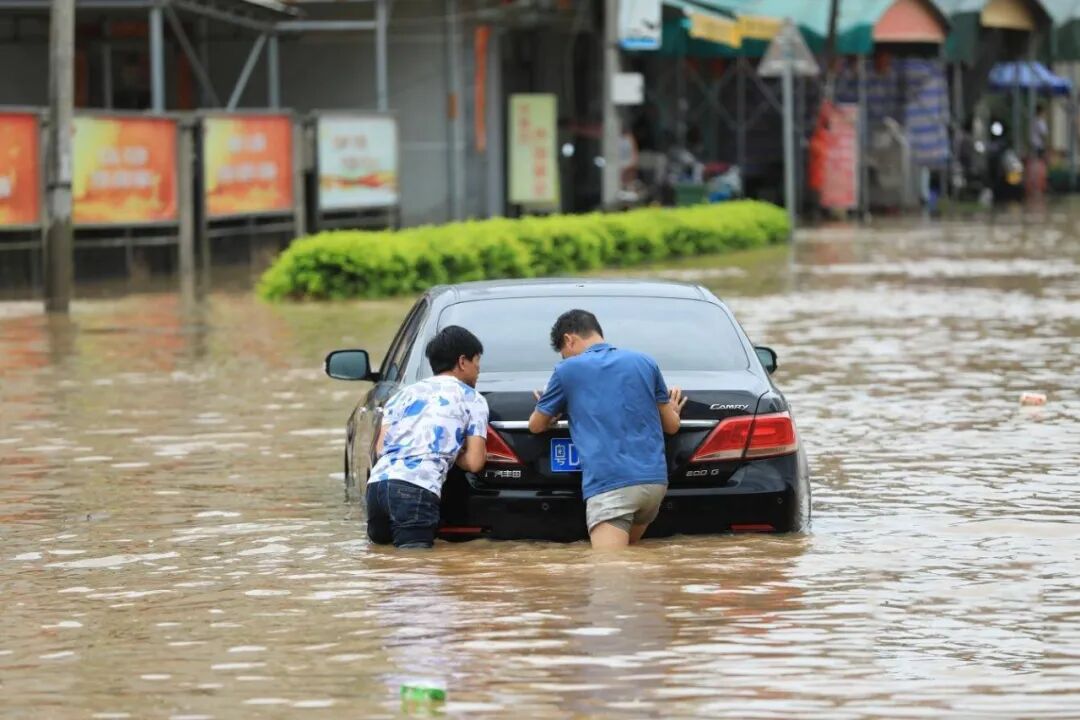 多地发布暴雨红色预警，汛期来临如何预防城市内涝