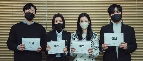 争议女王的低调回归？这一次网友还会买账吗...