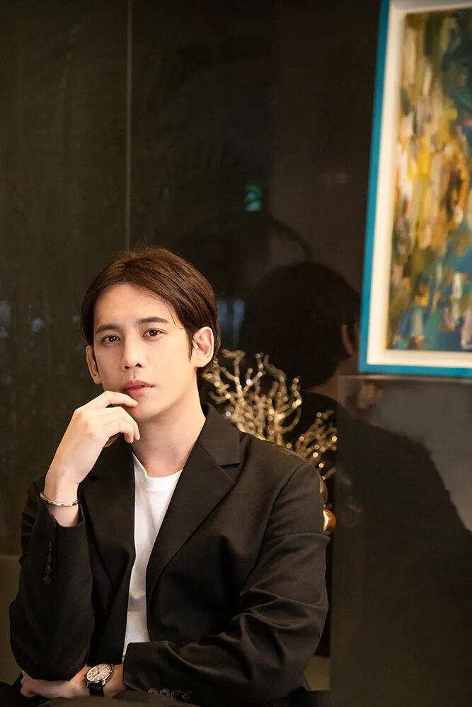 演技与绘画就是昼与夜的关系朴基雄的艺术人生