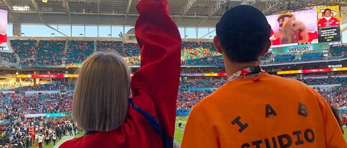 恋爱八年，今年真能等来他们的婚礼了？