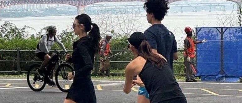 朴宝剑和DANIELLE凌晨被网友拍到?