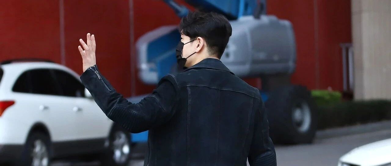 出道20年零绯闻！这一次他主动公开了初恋故事...