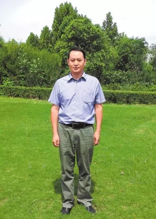 夏卫军时刻把工作和事业放在首位,不辜负组织和群众的期望.