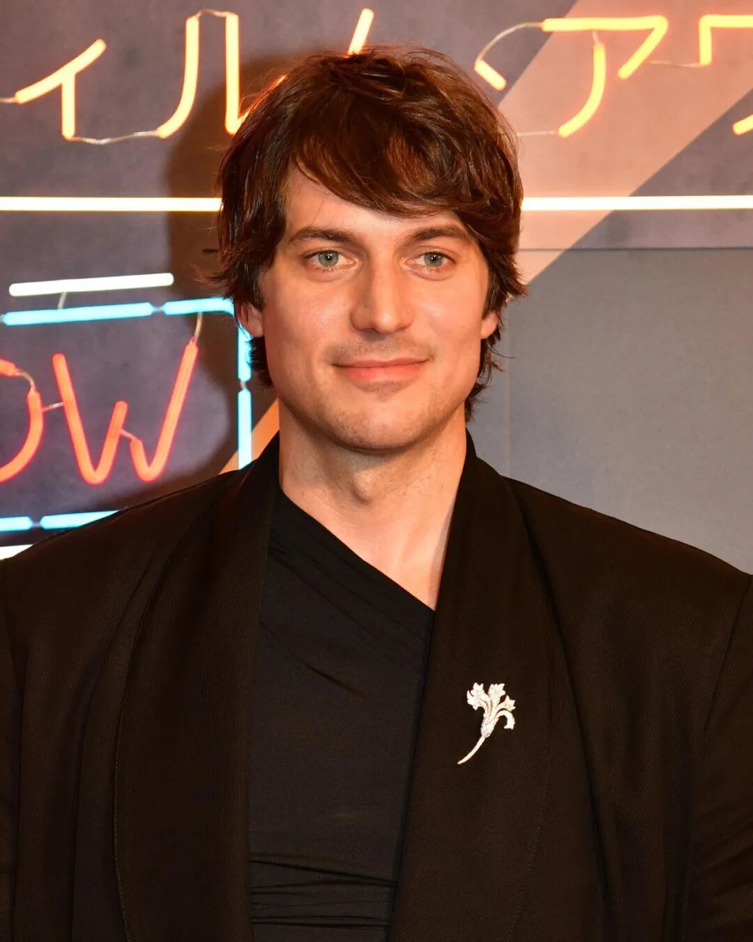 lucas bravo 爆肥20斤,出席亚洲电影大奖做毯星