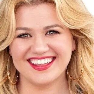 Kelly Clarkson 个人脱口秀被员工实名举报,超时工作、工资过低、还精神 PUA.