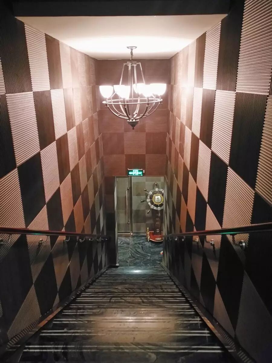 陵川首家西餐厅落户信达大酒店5楼开启试营业,全店精品装修享受西式